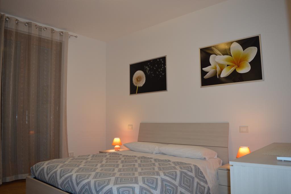 Residence Boschetti Manerba del Garda Habitación foto