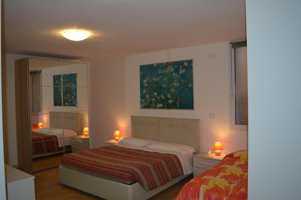 Residence Boschetti Manerba del Garda Habitación foto